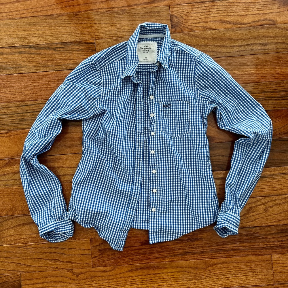 A&F Cornflower Blue Gingham Button Up